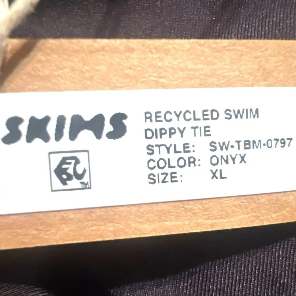 SKIMS SIGNATURE SWIM DIPPY TIE BIKINI BOTTOMS | Color: Onyx | NEW/NWT!!🖤🖤